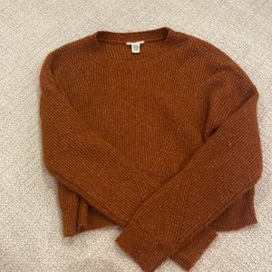 Tillys size medium sweater